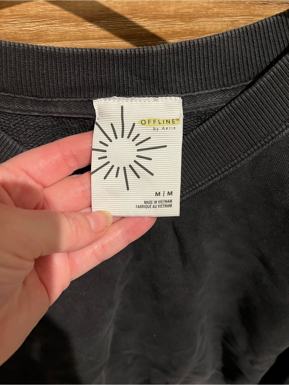 aerie Black Cropped V-Neck Sweatshirt - Picture 2 of 5